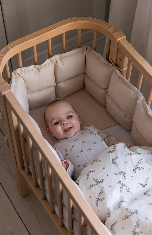 Sebra Bedside Crib - Wooden Edition Sebra Säng