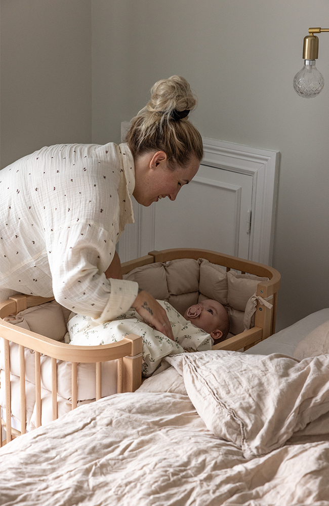 Sebra Bedside Crib - Wooden Edition Sebra Säng