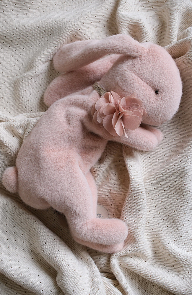 Sleeping Bunny Plush, Small - Powder Maileg Mjukdjur