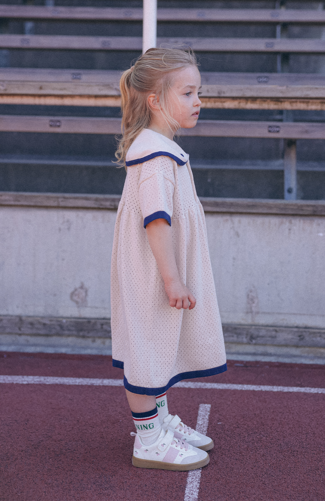 League Sail Dress - Sand/Navy Poppedi Klänning