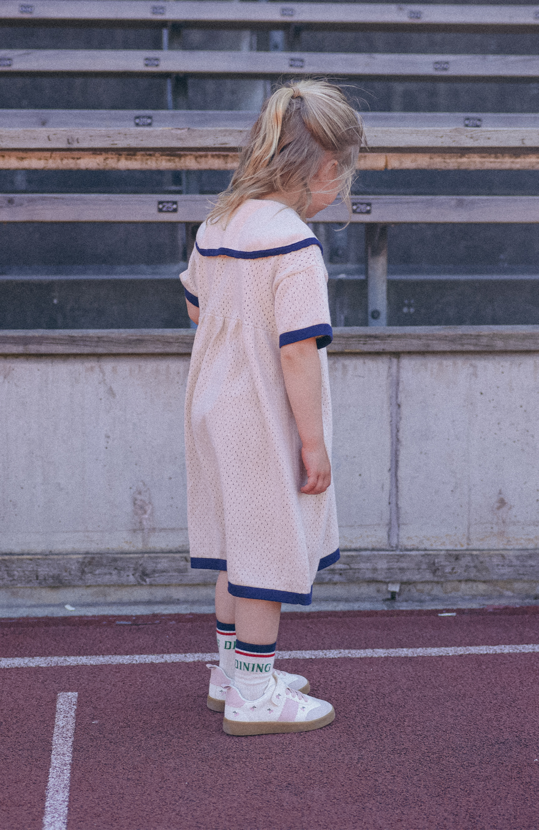 League Sail Dress - Sand/Navy Poppedi Klänning