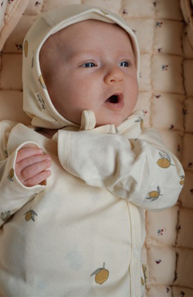 Newborn Helmet - Lemon Konges Slöjd mössa